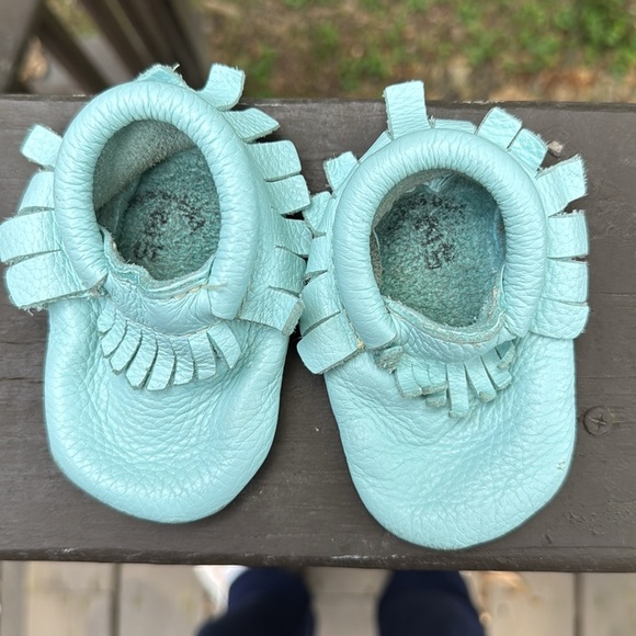 Soft Leather Baby Moccasins - Light Blue - Picture 2 of 7
